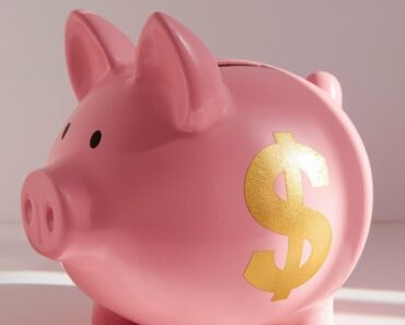 Urgent Alert: The Conscious Spending Trend That Could Save You Thousands This Year